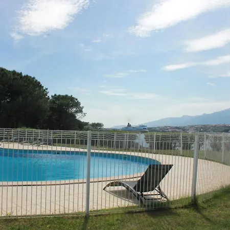 Superbe Au Village Marin Apartment
